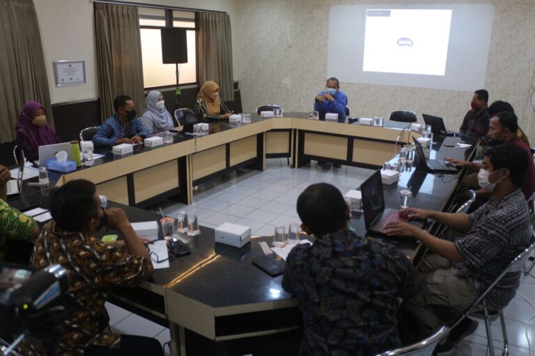 Dukung Percepatan Jabatan Fungsional, FISIP Latih Tendik Digitalisasi Dokumen