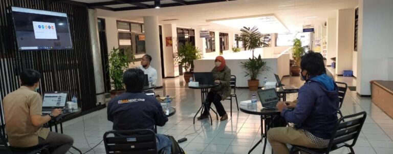 Persiapkan Kuliah Tahun Ajaran Baru, FISIP Optimalkan Simulasi Polysynchronous Learning