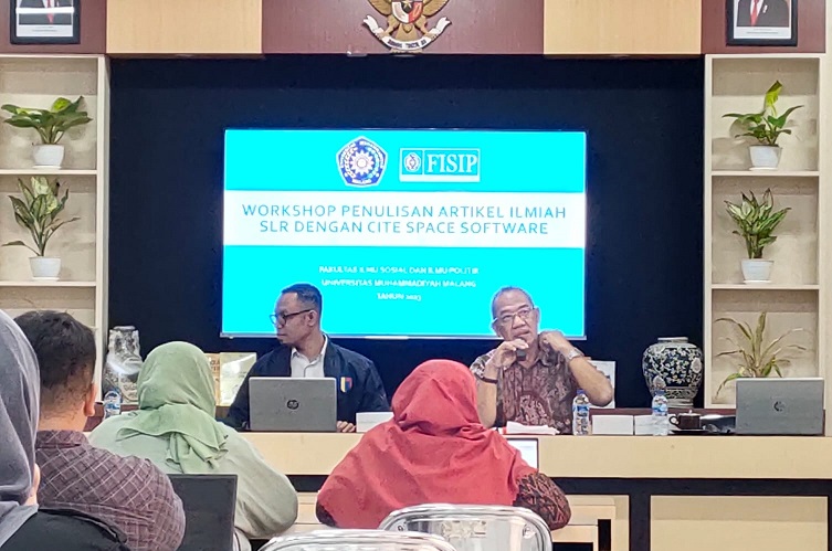 Tingkatkan Publikasi Ilmiah, FISIP UMM Gelar Workshop Penulisan Ilmiah dengan Cite Space