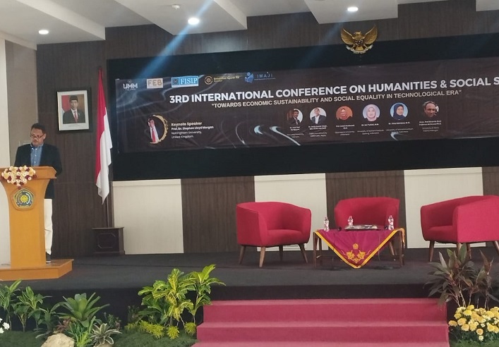 Soroti Pertumbuhan Ekonomi dan Kesejahteraan Sosial, FISIP dan FEB UMM Gelar ICHSOS