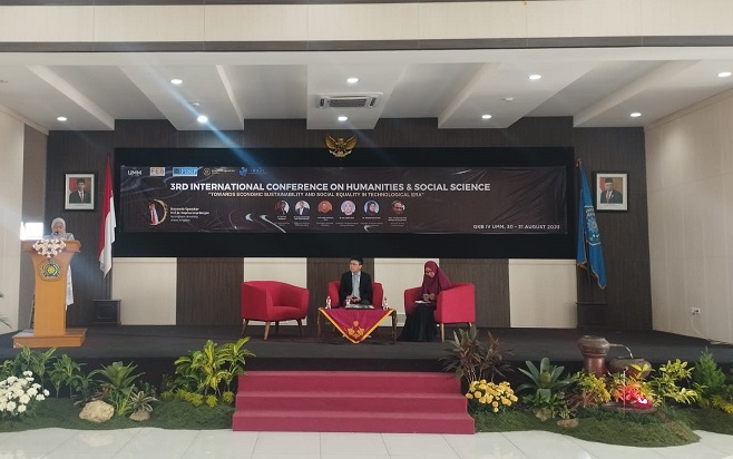ICHSOS UMM Kaji Gender Equality dan Kontribusi UKM di Indonesia