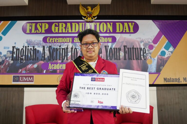 Suka Ikut Komunitas Game, Afham Sabet Gelar Terbaik di Wisuda FLSP