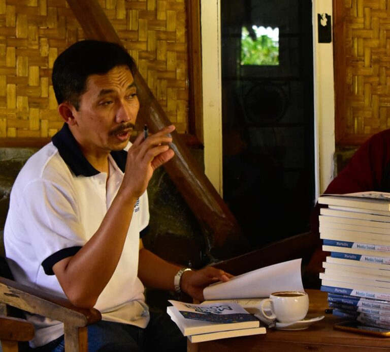 Terbitkan Buku Ke-21, Upaya Promosi Kampus Ala Nurudin