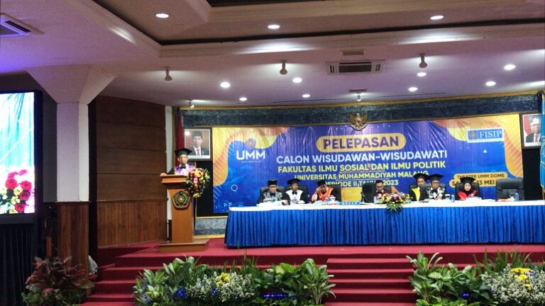 Gelar Yudisium, lulusan FISIP UMM Siap Berkompetisi di Dunia Kerja.