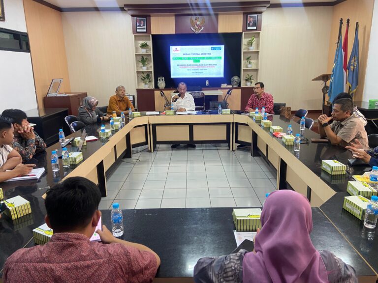 FISIP UMM Kukuhkan Komitmen Mutu melalui Serah Terima Jabatan Kepala Gugus Penjaminan Mutu Internal UPPS 2025–2027