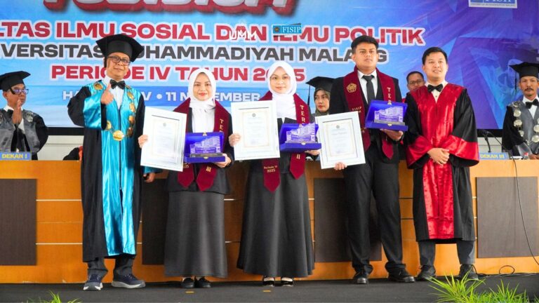 FISIP UMM Gelar Yudisium IV, Dekan Sampaikan Pesan Integritas kepada Lulusan