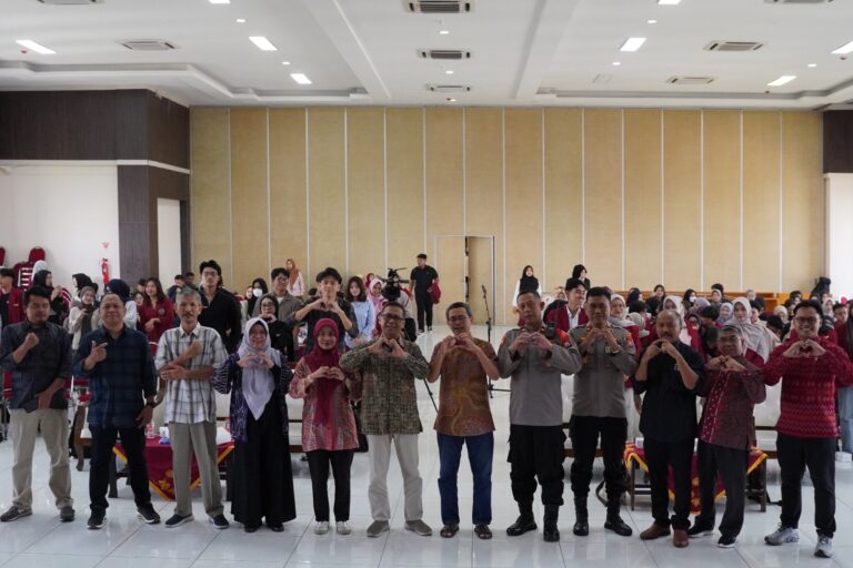 Dialog Akademik Akhir Tahun PKSP FISIP UMM Bahas Reformasi Polri dalam Perspektif Sosial