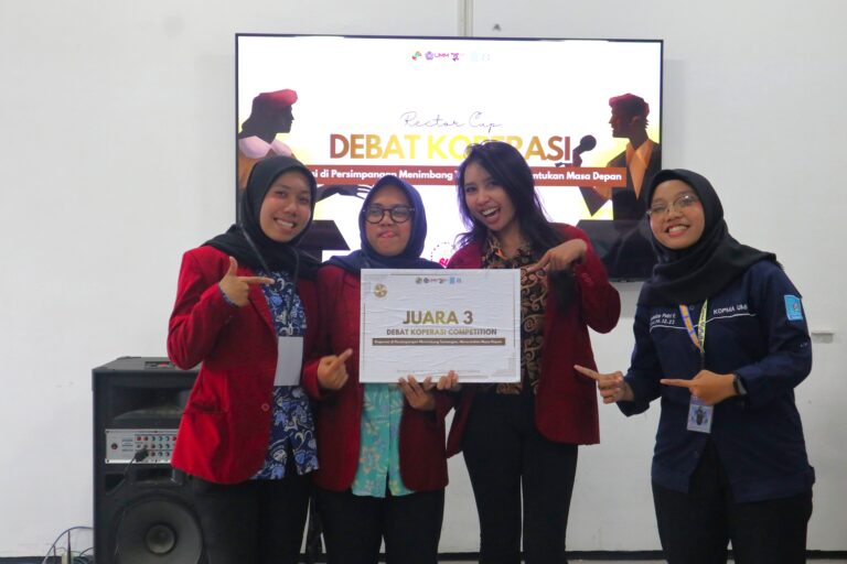 Tim Debat FISIP Juarai Rektor Cup 2026